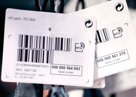 Exemplo de aplicação de uma tag RFID passiva em uma etiqueta